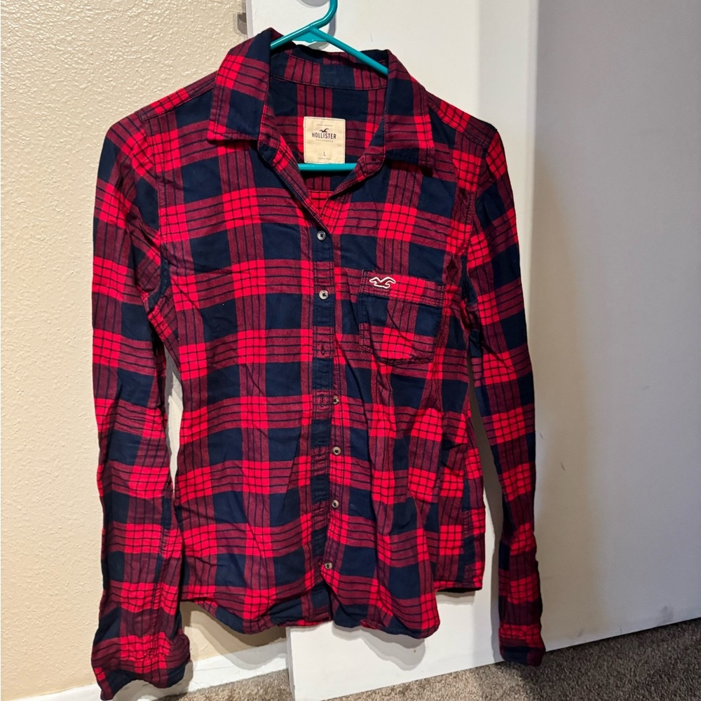 Hollister Red and Black Plaid Shirt